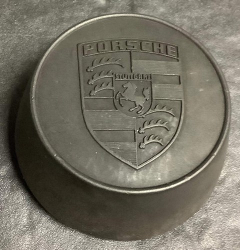 Porsche 924 wheel - centre, caps