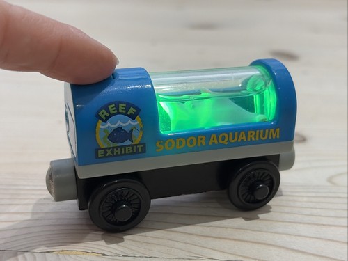 Thomas wooden railway - thomas, light