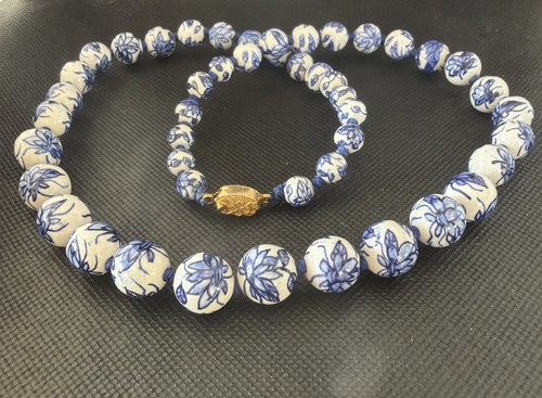 Vintage chinese blue and white - vintage,