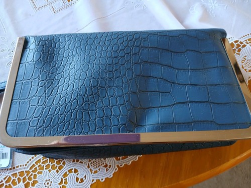 Navy clutch bag with gold - navy,