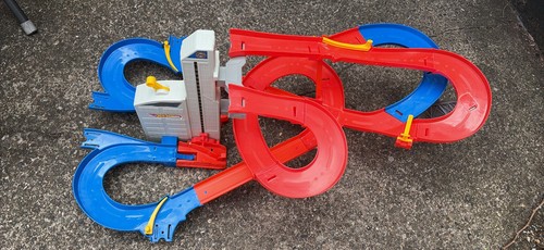 Hot wheels auto lift - hot,