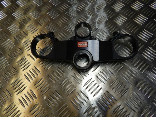 Aprilia rsv1000 rsv 1000 - aprilia,