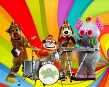 8x10 Color photo of the cast