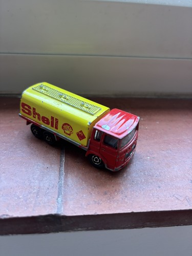 Bundle vintage shell lorrys - bundle,