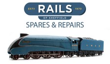 HORNBY 'OO' GAUGE LNER BLUE