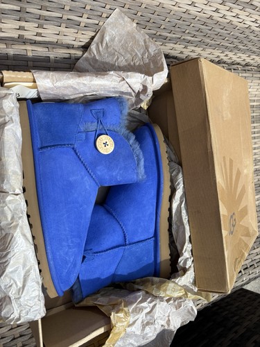 Vibrant blue suede ugg - blue, women's