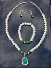 Fashion Freshwater Pearl Necklace Bracelet Green Gemstone Earrings Jewellery Set
