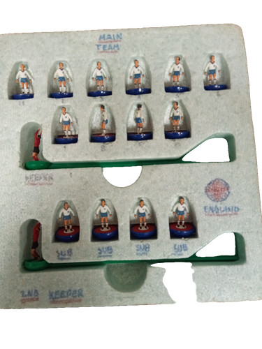 Subbuteo world cup squad - world,