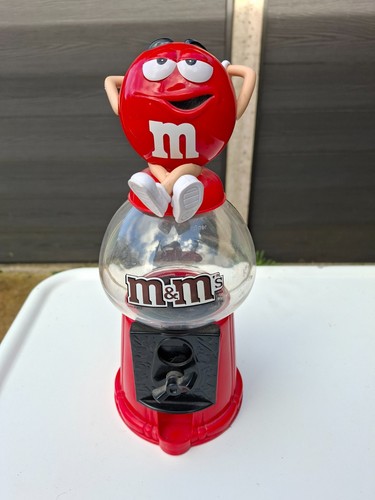 M candy - m&ms, dispenser