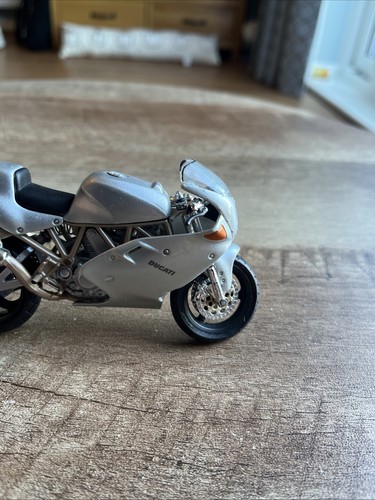 Maisto collectors ducati - maisto,