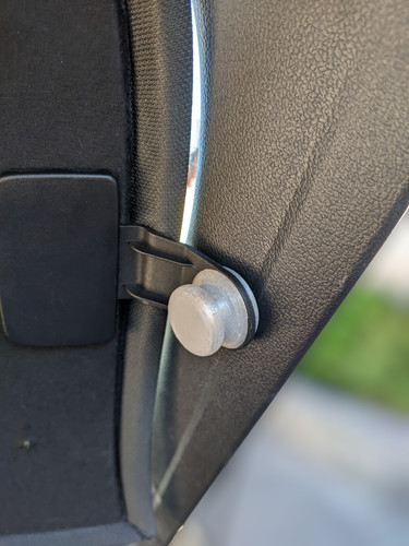Audi parcel shelf repair - audi,