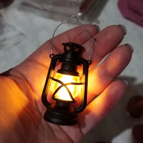 Scale oil lamp model - 1/6,