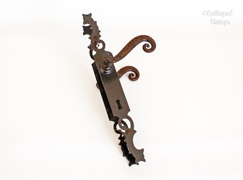 Traditional antique iron - traditional,