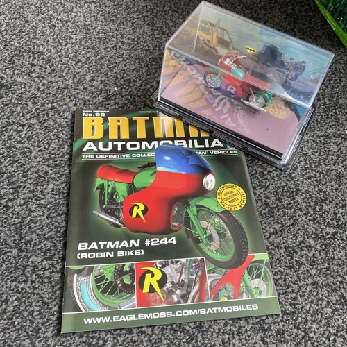 Batman vehicle and magazine - vehicle,