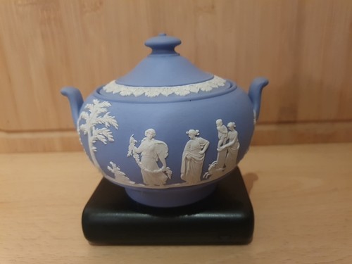 Wedgwood jasper ware sugar - jasper,