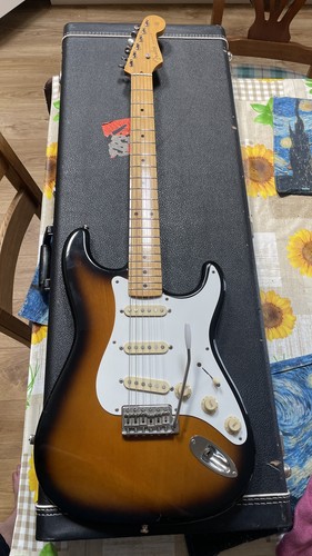 Fender stratocaster - fender,