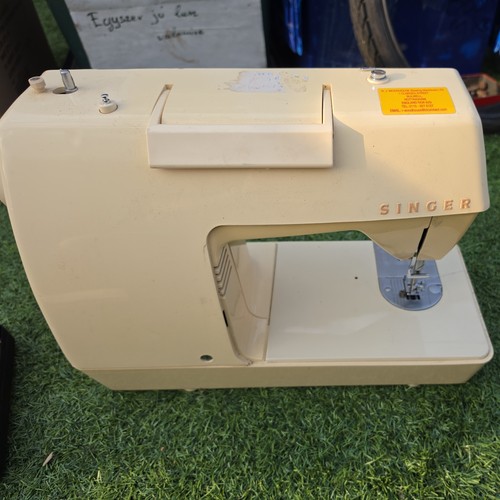 Vintage singer starlet 354 - vintage,