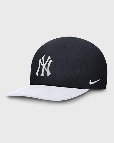 Nike adult new - new, yankees