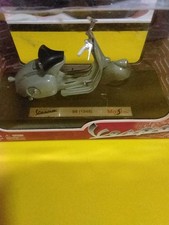 Die cast Maisto Vespa 98 1946