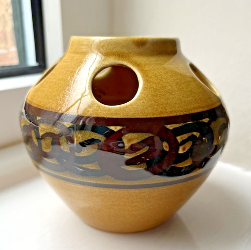 Brixham pottery devon posy - pottery,