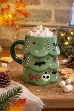 Festive Christmas Tree Mug –