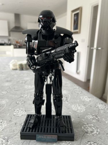 Hot toys the mandalorian dark - hot,