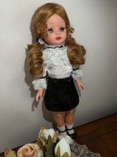 🌸 Vintage LADY HIGH FASHION