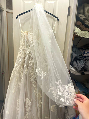 Ivory line princess - a-line,
