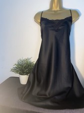 BEAUTIFUL M&S SILKY BLACK NEGLIGEE/ NIGHTDRESS SIZE 18