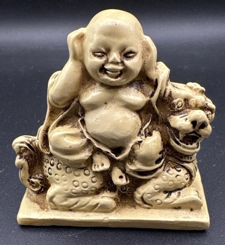 Vintage laughing buddha - buddha, pixiu