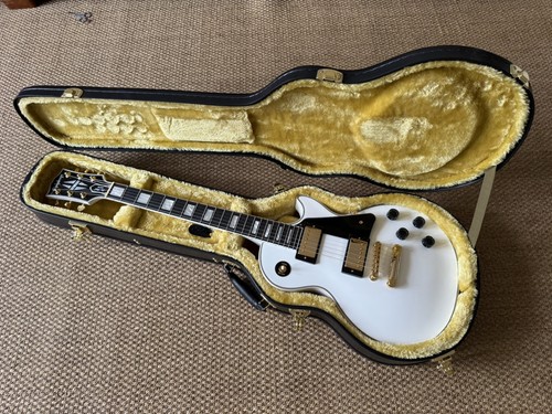 Epiphone inspired gibson - epiphone,