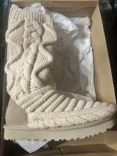 UGG W Classic Tall Chunky Knit