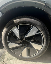2023 VOLVO C40 CORE RECHARGE TWIN AWD ELECTRIC GENUINE ALLOY WITH RIM 255/45/R19