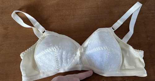 Vintage ladies non - vintage, bra