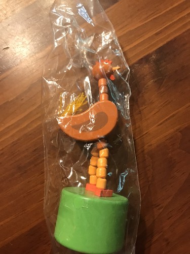 Wooden chicken collapsible - wooden,