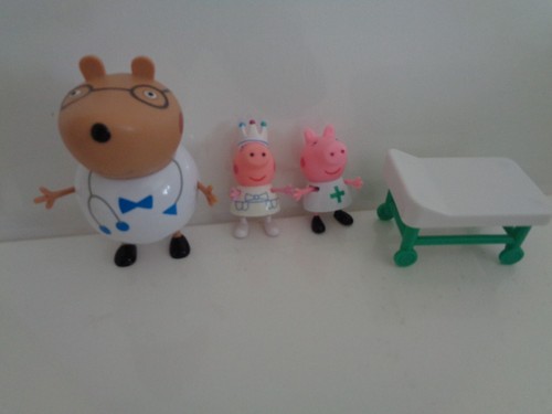 Peppa pig doctor nurse - peppa,
