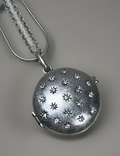 Hultquist Brushed Silver Tone