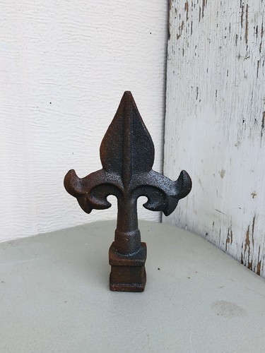 Cast iron finial fleur - cast,