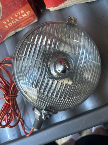 Genuine lucas sft 576 - fog, lamp