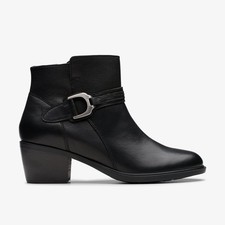 Clarks Womens Neva Buckle
