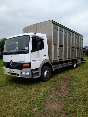 Mercedes cattle sheep lorry - mercedes, cattle/sheep