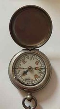 WW2 Officers Pocket Compass by F.Barker & Sons London 1939s.
