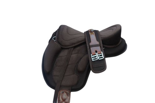 All purpose treeless horse - treeless,