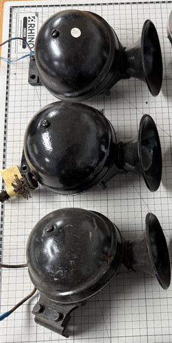Vintage lucas large snail - x,
