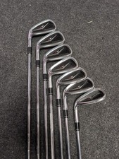Taylormade R9 Irons / 4-SW /