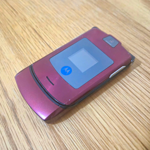 Motorola razr v3xx red flip - motorola,