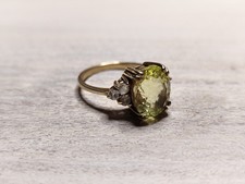 Gold 9ct ring with lemon  beryl  hallmarked 375 size N 