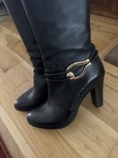  Moda in pelle black leather heeled knee high boots gold buckle size 40  new