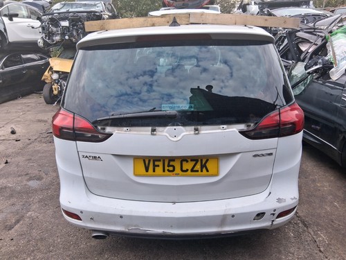 2015 vauxhall zafira - vauxhall,