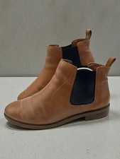 Clarks Taylor Shine Brown